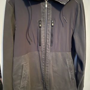 Mens full zip lulu hoodie EUC heathered black/black 2 zippered chest pockets